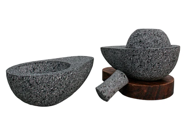 Molcajete en Forma de Aguacate con Molcajete Pequeño de Piedra Volcánica - Image 6